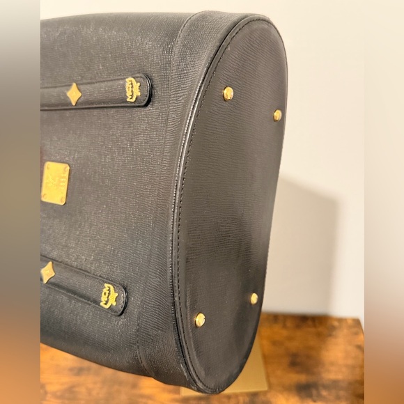 MCM Black Saffiano Leather Bucket Bag with Mini Pouch - Picture 7 of 10